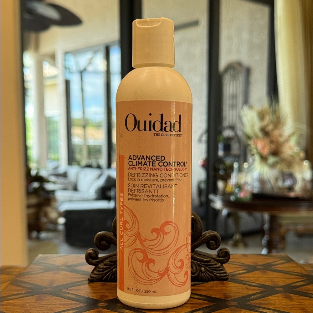 Ouidad Advanced Climate Control Defrizzing Conditioner